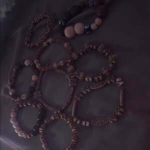 Woden bead hand made you can pick them or do random u get 2 pls buy